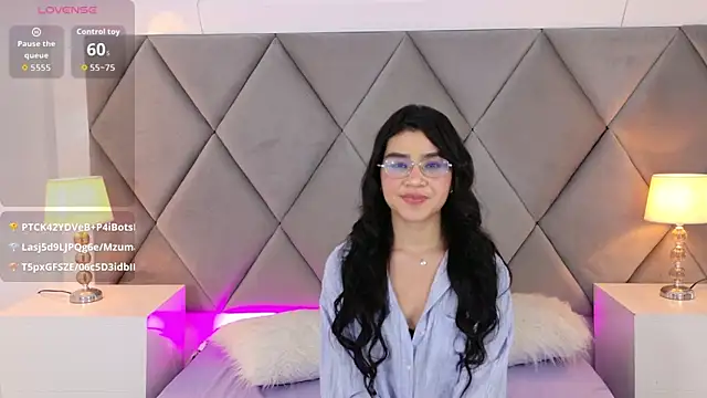 Živý XXX chat OliviaDiaz