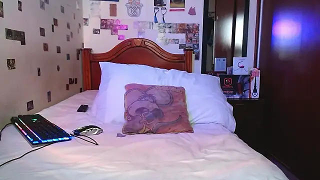 DannyPhantom555 Live XXX Chat