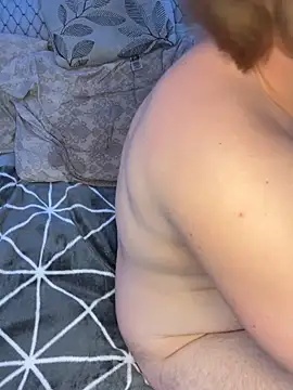 Comfortable_Bite's Live XXX Chat