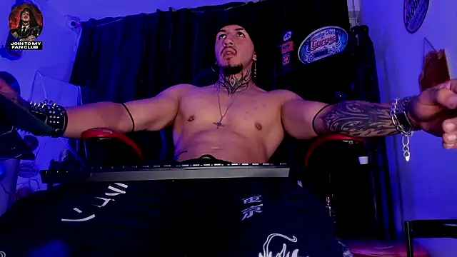 Czat XXX na żywo – the_beast_master_