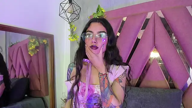 viollettaa_ Chat XXX in diretta