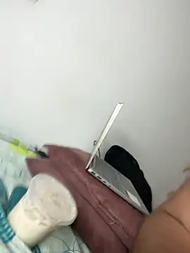 Chat XXX en directo de Amira_Malia