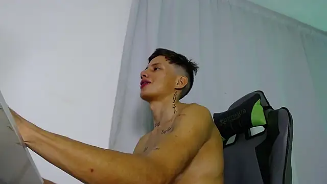 Didi_hard Adlı Modelin Canlı XXX Sohbeti