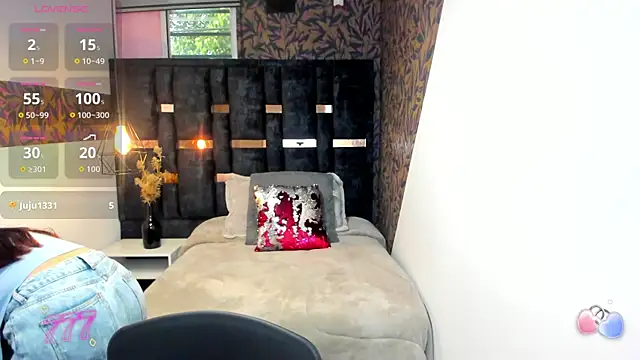 Sofi_Blake__ Chat XXX in diretta