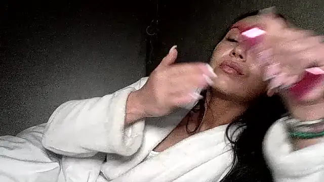 Czat XXX na żywo – JulianaGold1