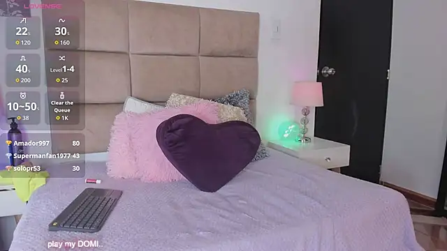 ashleycurvyyのライブXXXチャット