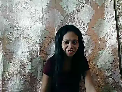 PinaySkinnyGirl: онлайн-секс-чат