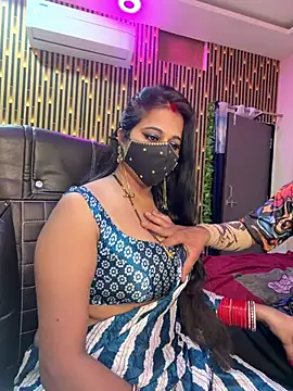 item_GirI Show in webcam