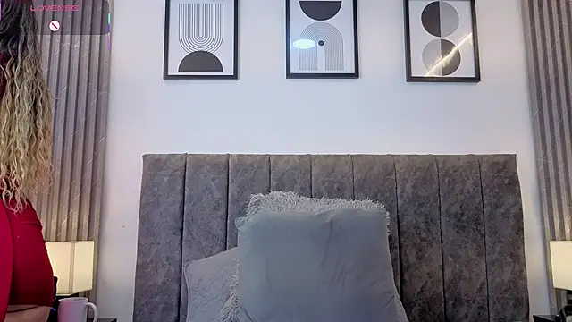 Chatroom XXX en direct de Ema_Stone65