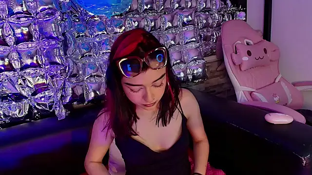 Chat XXX en directo de lala_cherry