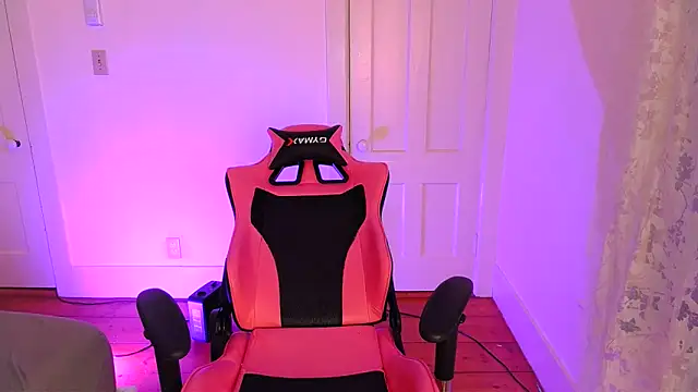 Chatroom XXX en direct de switchykitty