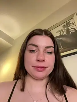 Chat XXX en directo de EllyNora