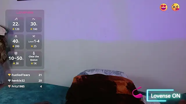 hellenngp Chat XXX in diretta