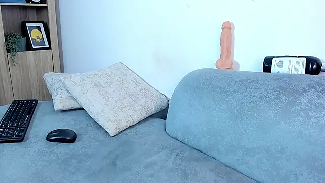 bloom_apple – webcam-show