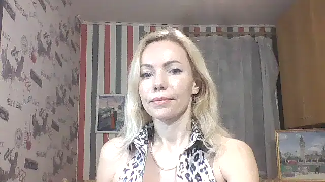 Amoretta Chat XXX in diretta