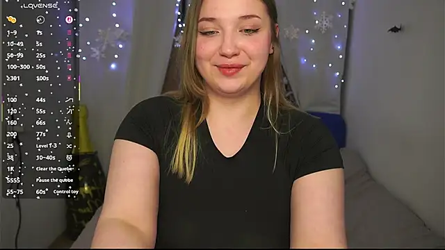 Chatroom XXX en direct de CuteSharloti