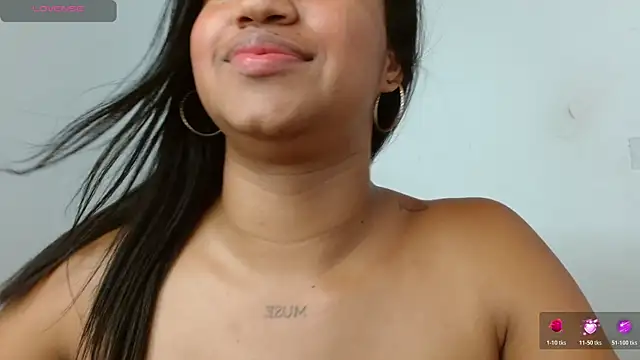 Alexa_priincess Adlı Modelin Canlı XXX Sohbeti