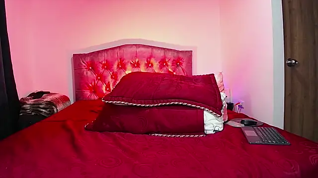 aronsmith69: απευθείας συνομιλία ΧΧΧ