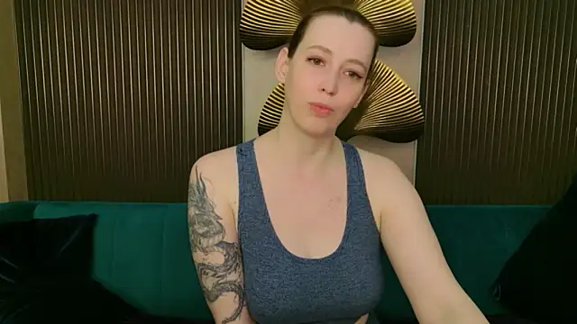 Evie_Berret: απευθείας συνομιλία ΧΧΧ