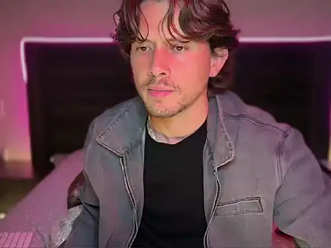 mcklister_kinky_feets Show Webcam