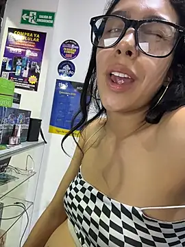 pregnant_sofii18 – Live XXX-chat