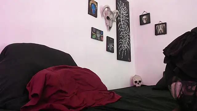 Valakiablood's Live XXX Chat