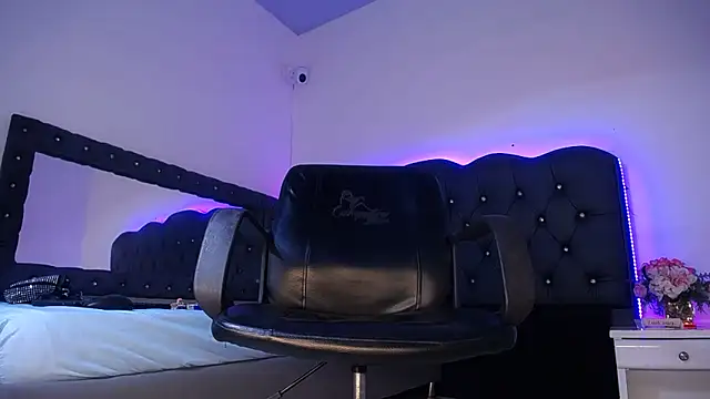 Emily_Jedetn Webbikameraesitys