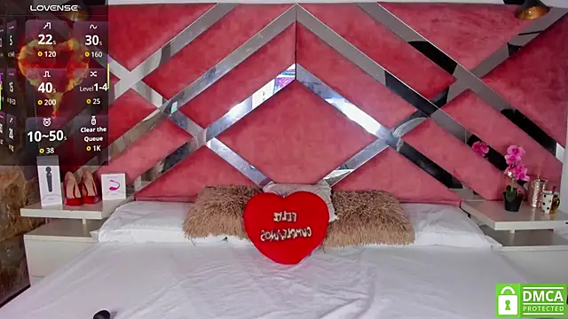 Lily_Queen30 Adlı Modelin Canlı XXX Sohbeti