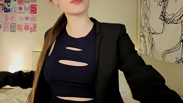 LisaSweetie Adlı Modelin Canlı XXX Sohbeti