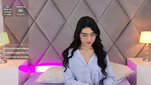 Živý XXX chat OliviaDiaz