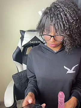 Morena_fire's Live XXX Chat