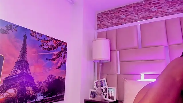 Živý XXX chat ShaniaBrownn