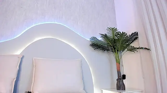 Czat XXX na żywo – CannelaSmith