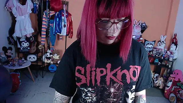 Chatroom XXX en direct de MissMiia2