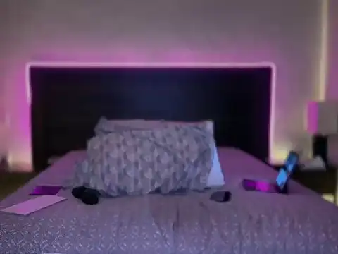 mcklister_kinky_feets Show Webcam