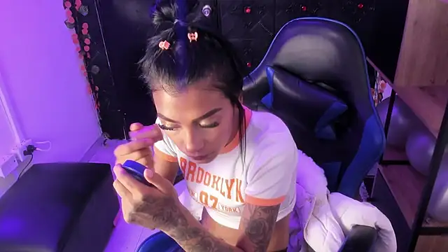 KarlaSlutSkinny__ Live XXX-Chat