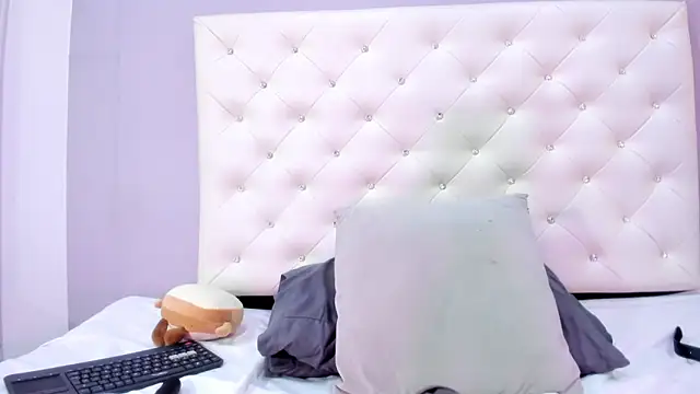 Webkamerová show NICOLSKINNY1