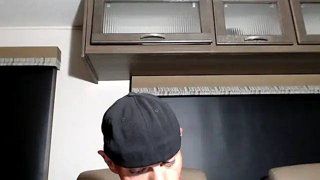 Chat +18 de ThickD2C ao vivo