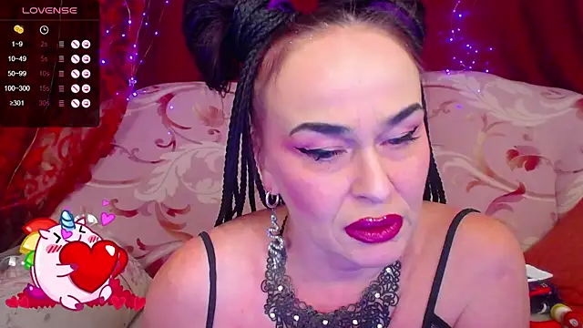 hotzlata Adlı Modelin Canlı XXX Sohbeti