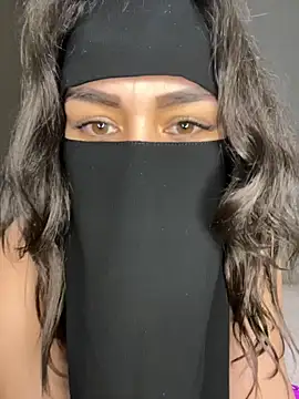 dinaaarich11 Adlı Modelin Web Kamerası Şovu