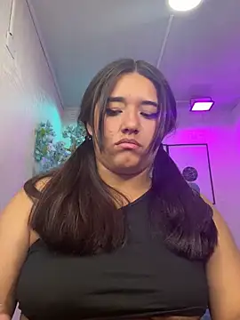 Katya_rivers élő XXX-chatje