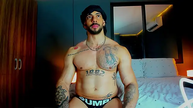 massimo_visconti লাইভ XXX চ্যাট