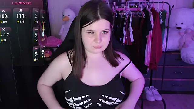 AmyVibess' Live XXX Chat