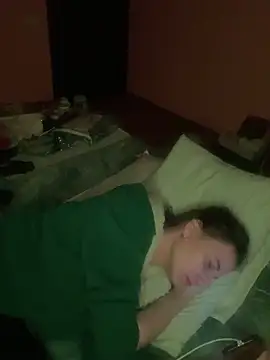 Flossy_Vettie élő XXX-chatje