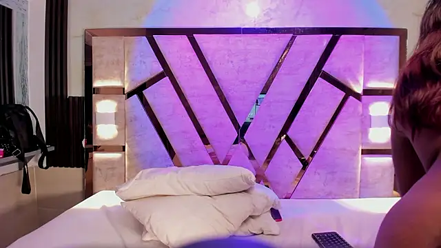 Show Webcam de Athenea_Mills