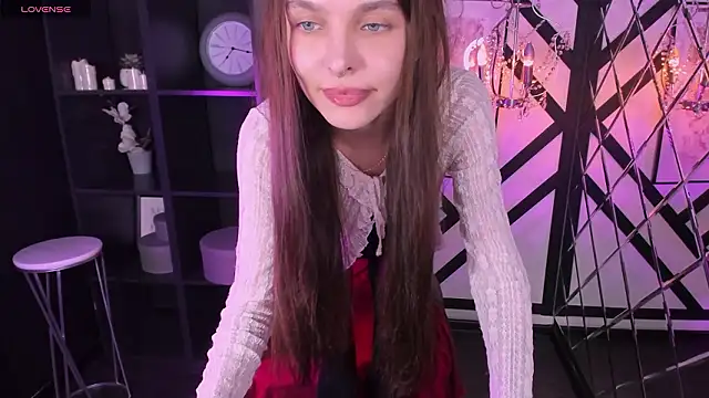 Chat +18 de ChloeSunny ao vivo