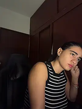 XXX chat uživo modela ZarahEvans