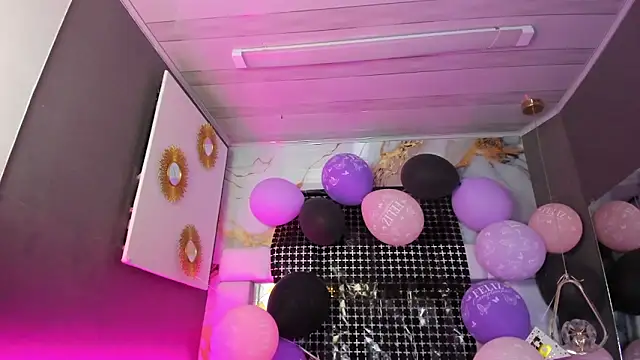 Natasha-Adams Live XXX-chat