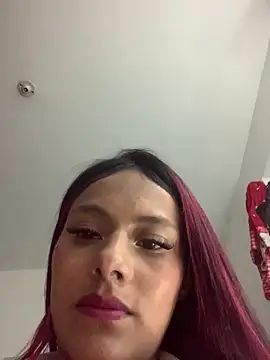 Emily-Fire লাইভ XXX চ্যাট