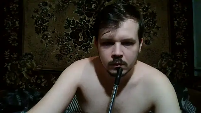 nikas_723 Show in webcam